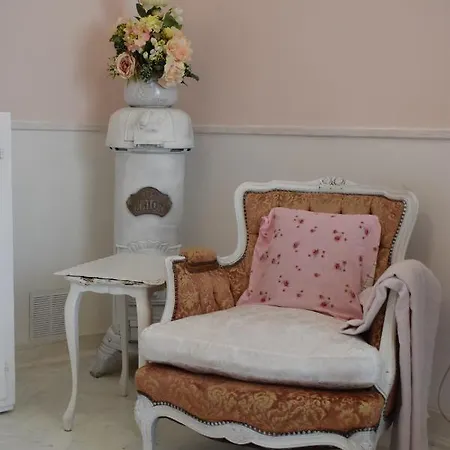 Malomszeg 2 Apartament *