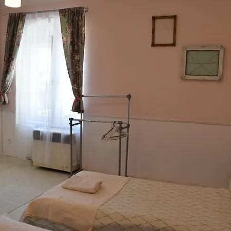 Malomszeg 2 Pécs